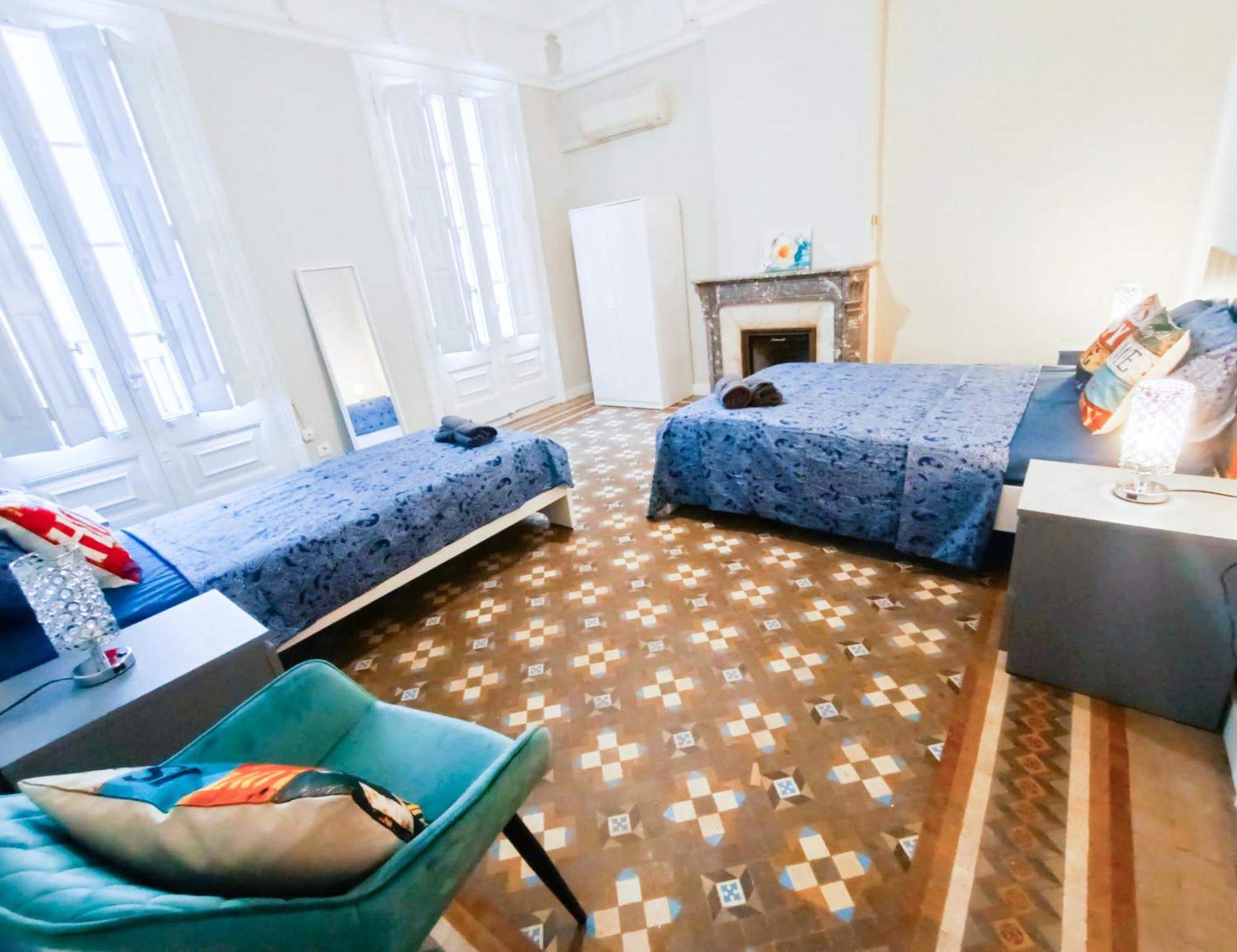 Private Rooms By Plaza Catalunya Barcelona Eksteriør bilde